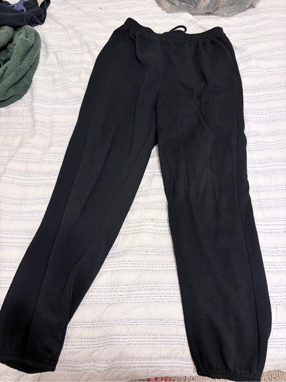 Black Men's Jogger Sweatpants - Classic Comfort